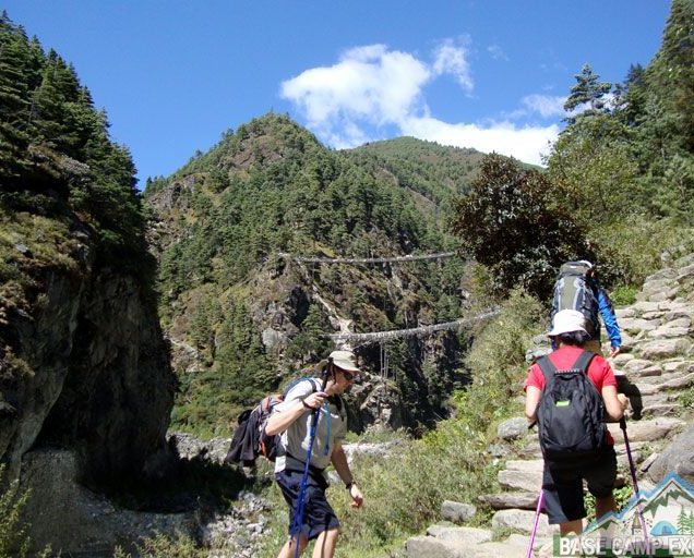 Namche-bazaar-to-Lukla