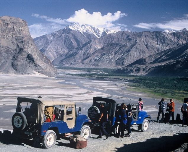 Jeep-safari-to-askoli-768x514